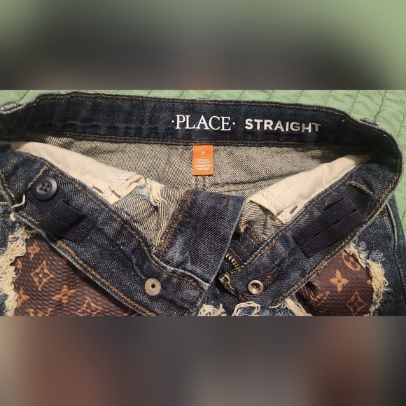 Kids- Girls Size 7 Distressed Denim Shorts - Picture 6 of 7